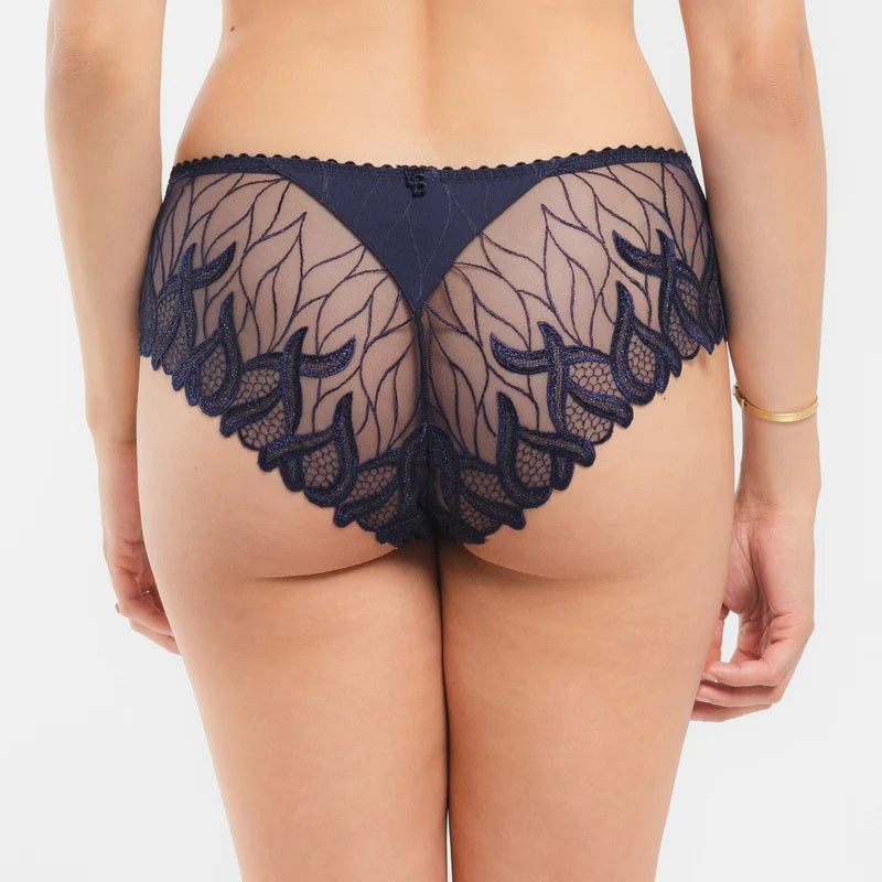 Flamboyant Embroidery Julia Shorty