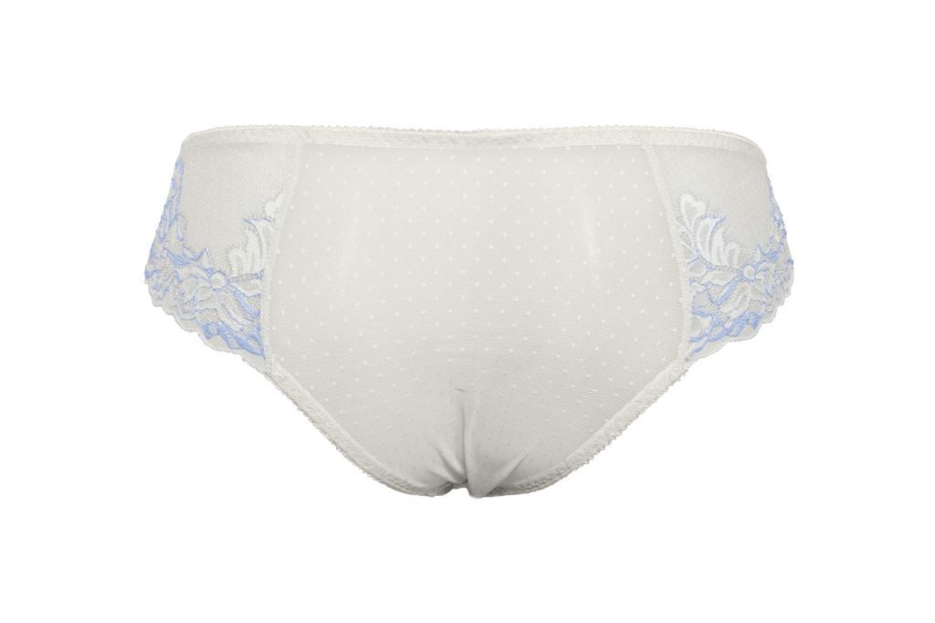 This Dalia brief from SieLEI Italy is designed for optimal comfort and fit.