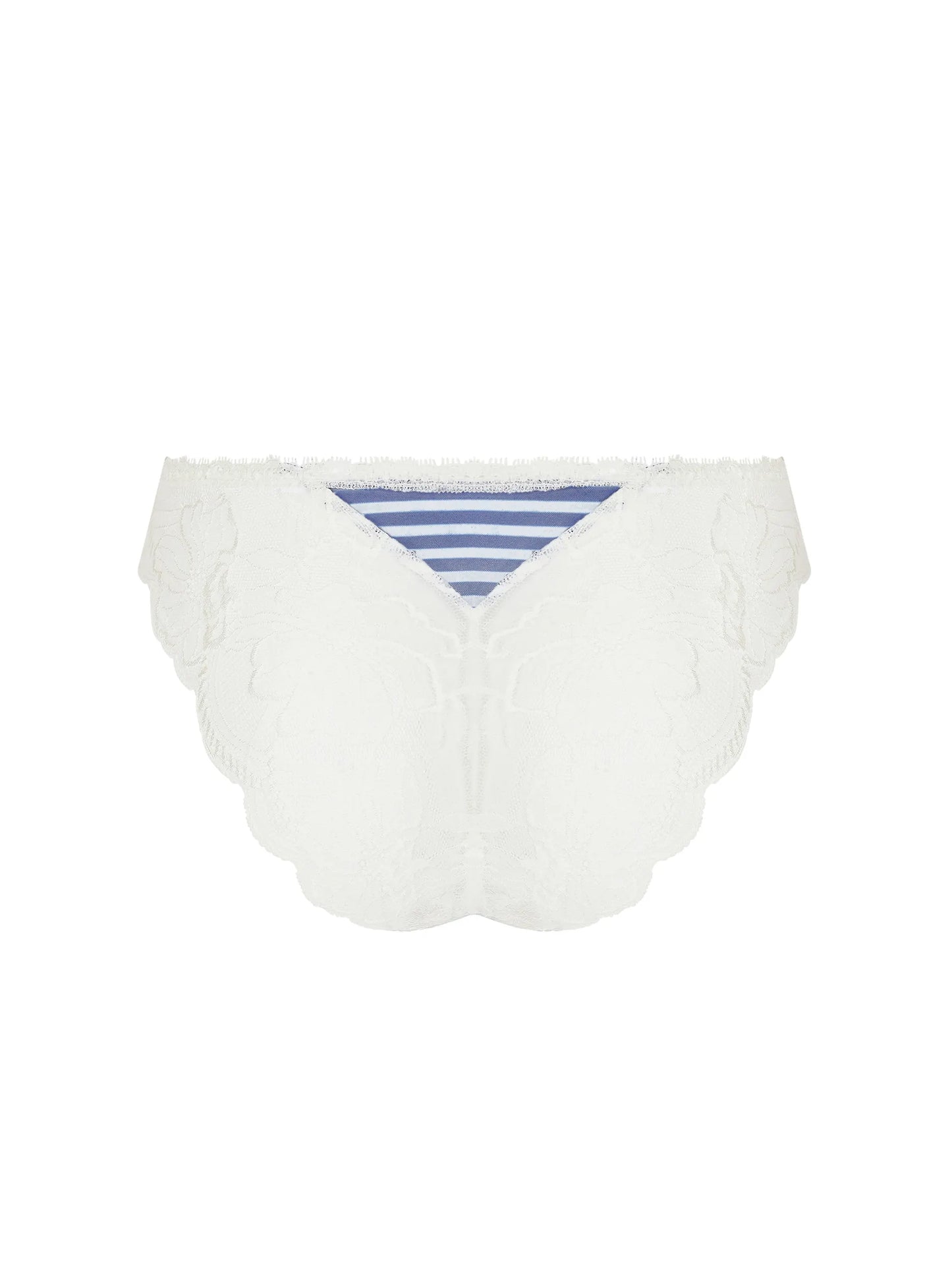 Cap Au Levant Seduction Brief