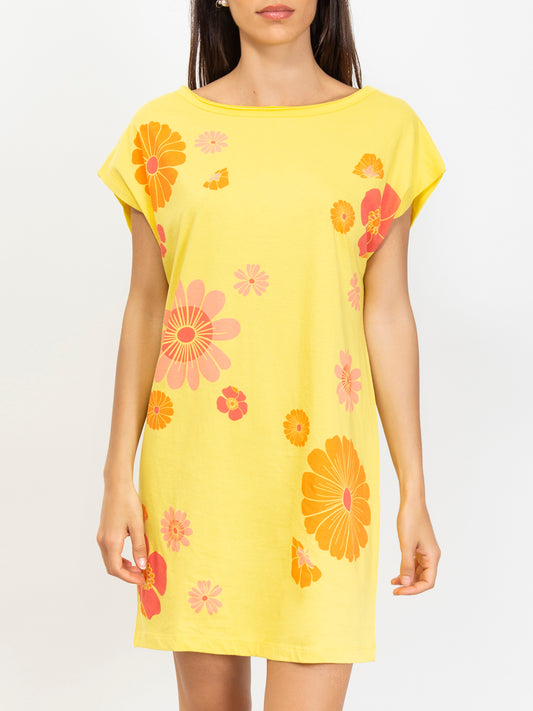 SIèLei's short dress is constructed with soft, breathable cotton to ensure a comfortable experience for the wearer.