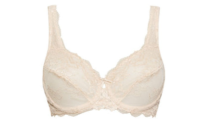 The Wonder Lace line of SIéLEI from Italy features an unpadded soft cup, lace bra.