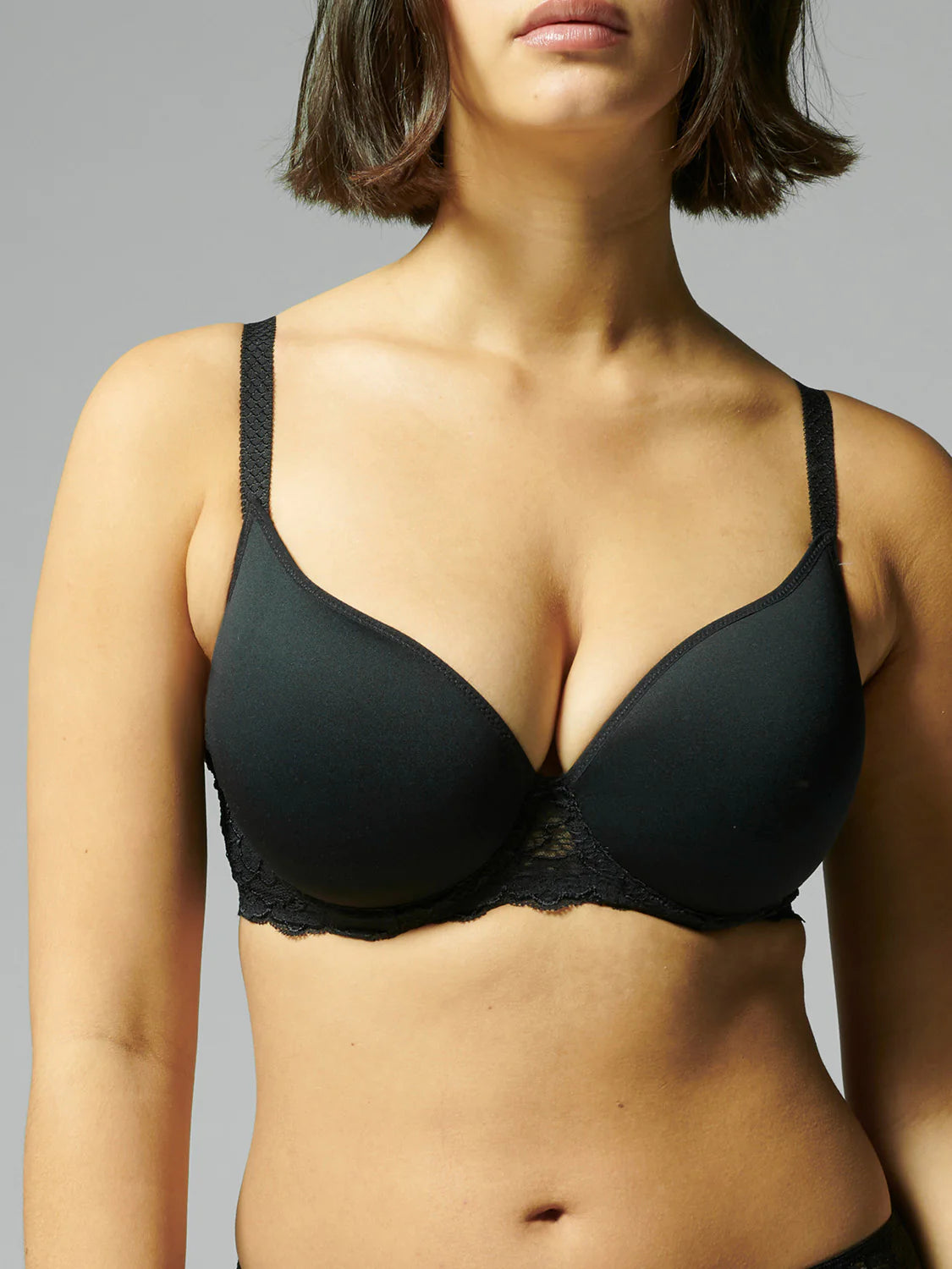 CARESSE 3D Plunge Bra