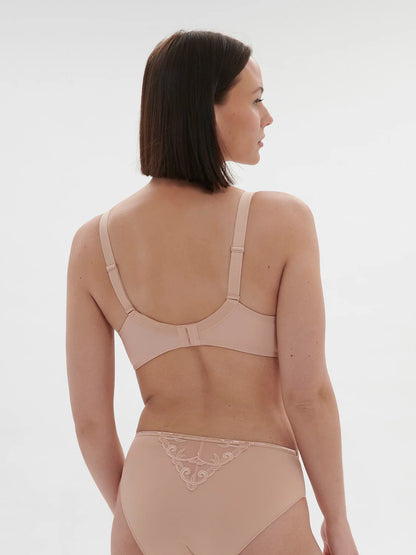 Andora Unpadded Minimizer Bra back picture with matching underwear ( sold separately) 