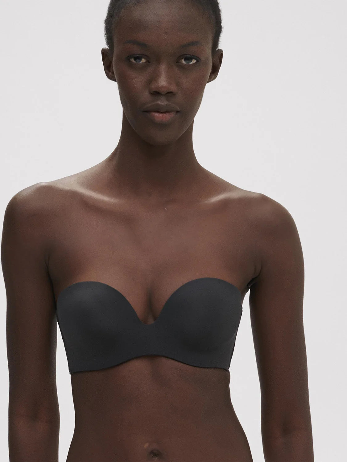 Essentiel Molded Strapless Bra