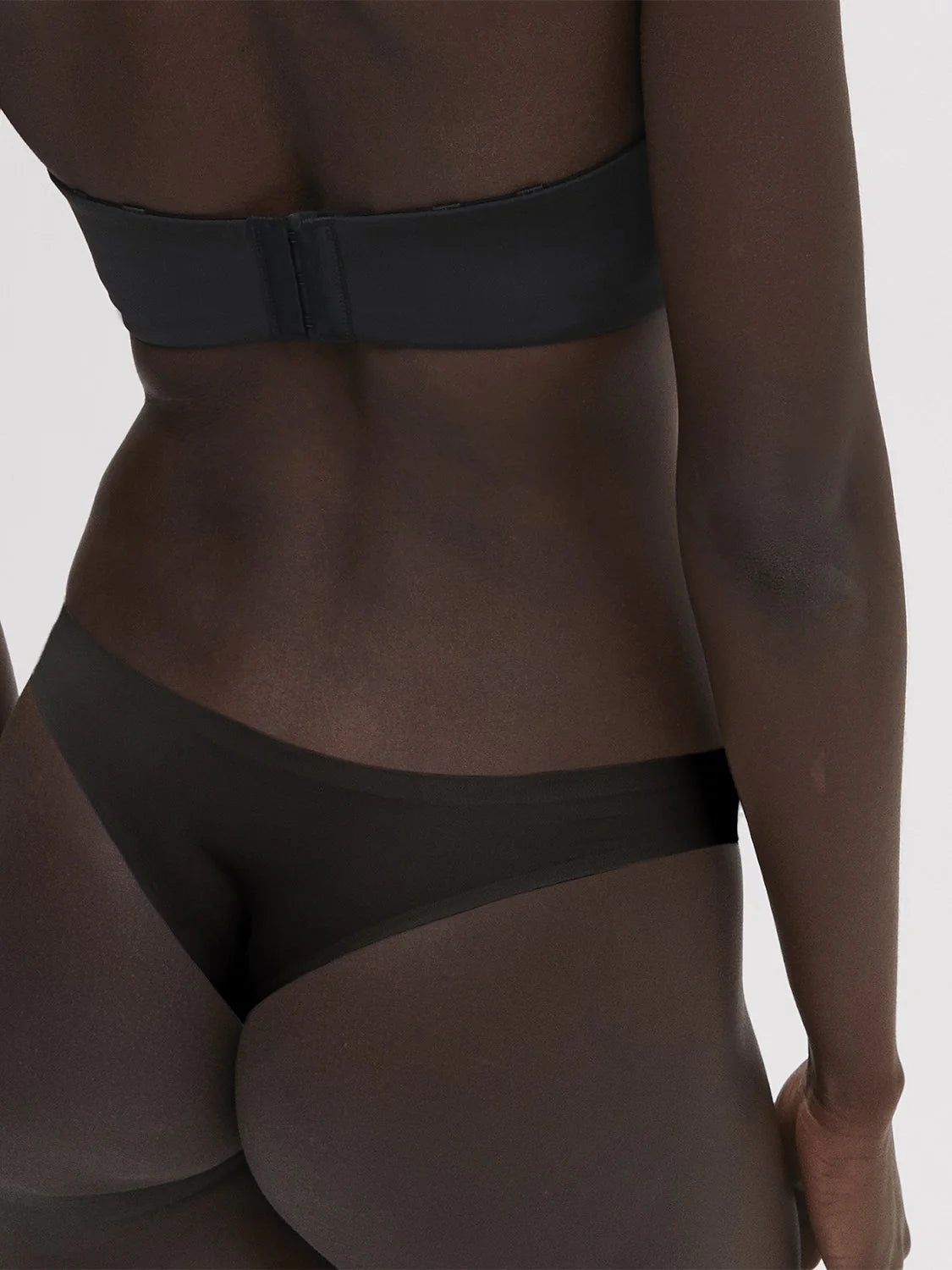 Essentiel Seamless Tanga