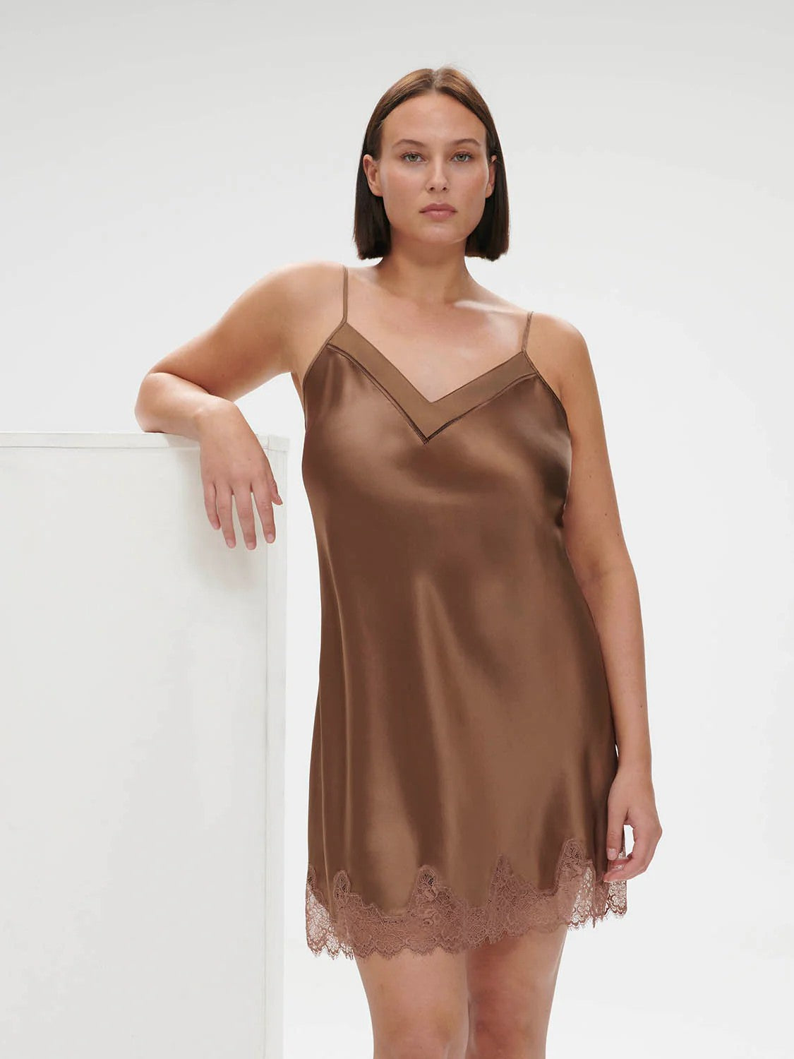 Front of Nightdress Silk Nocturne Line by Simone Perele at Di Moda Lingerie