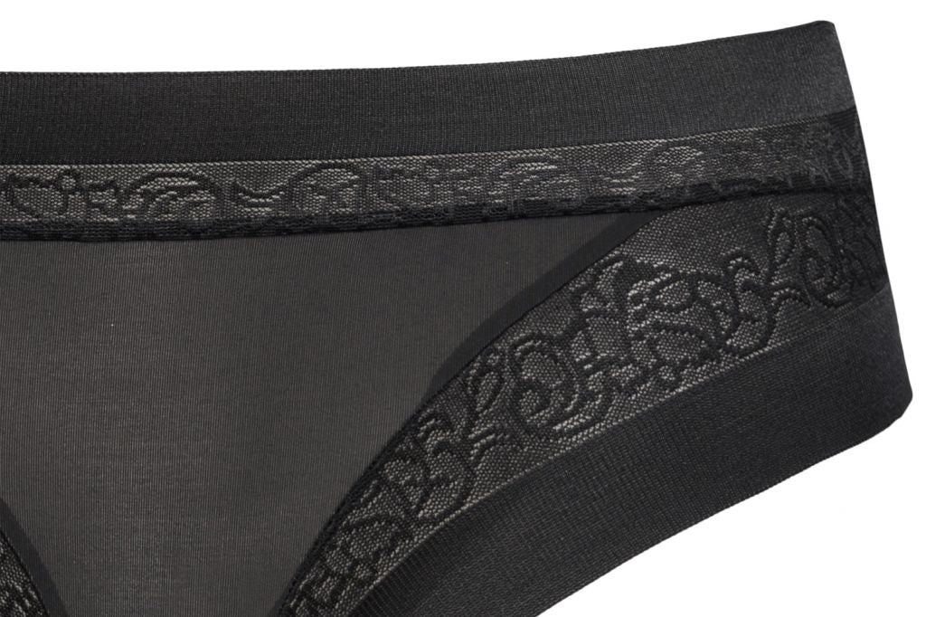 This Flower line from SieLEI offers a contemporary lace design for optimal enjoyment.