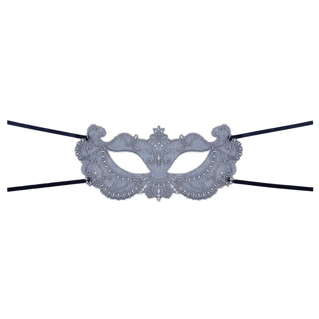 Luxury Deesse En Glam Eye Mask by Lise Charmel, front picture showing the fastening strings 