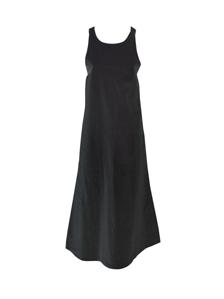 Verdissima's Isla collection from Italy offers an elegant maxi sundress crafted from lightweight, breathable cotton fabric, promising a cool and comfortable feeling all day long.