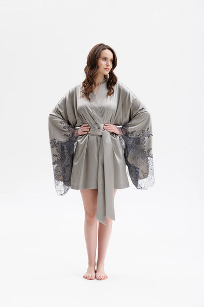 Leavers Lace Short Silk Kimono