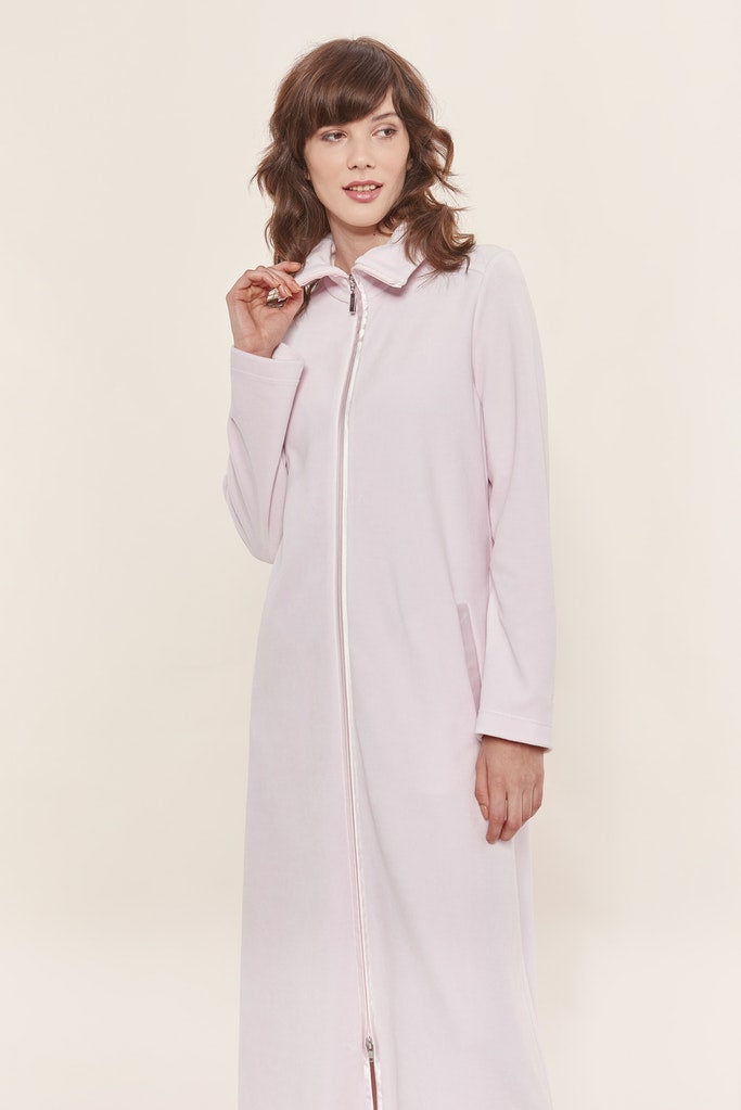 Front of the Cotton Dressing Gown with Zipper from Feraud Paris