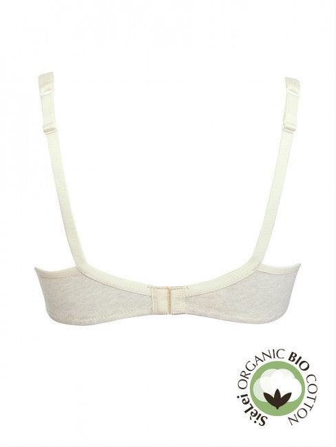 he SIéLEI Organic Cotton line from Italy presents this wire-free, unpadded bra, crafted with hand-picked organic cotton, renowned for its gentle qualities.