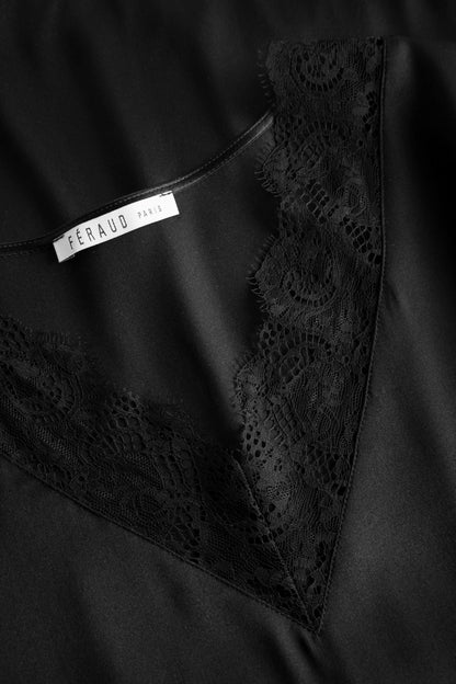 Luxurious two-piece pajamas set from the Organic Silk line by Féraud Paris at Di Moda Lingerie.