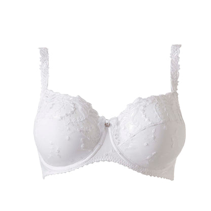The full cup bra from the Lys Royal line of Louisa Bracq offers a detailed and luxuriant flower embroidery.