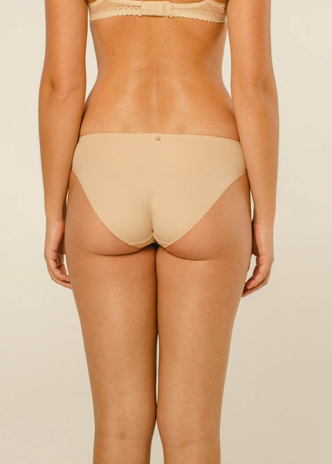 Sand Louisa Bracq brief from the Chantilly line provides a chic and refined look, featuring a fine tulle front adorned with a geometric bordered panel surrounding by iridescent medallions.