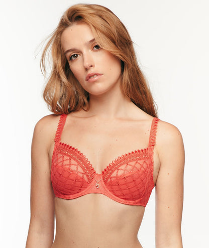 The full cup bra from the Paco line by Louisa Bracq Paris at Di Moda Lingerie Toronto.