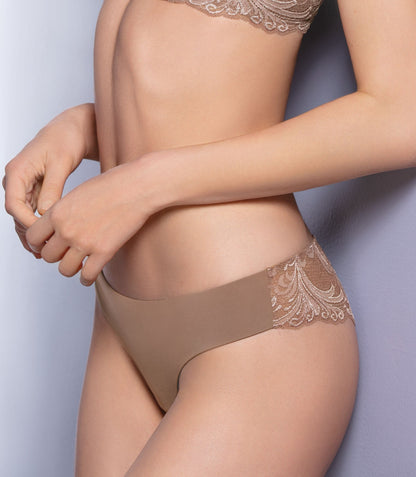 The Savoir Faire line from Leilieve offers this Brazilian brief, designed with an optimal fit and feel. The combination of Italian flat lace, which limits transparency, and super soft microfiber fabric creates a luxurious look and feel.
