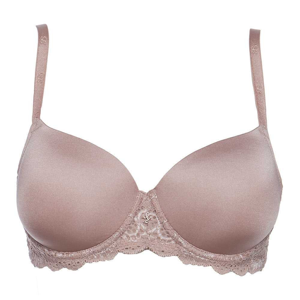 Full-coverage, padded and seamless cup bra in beige colour 
